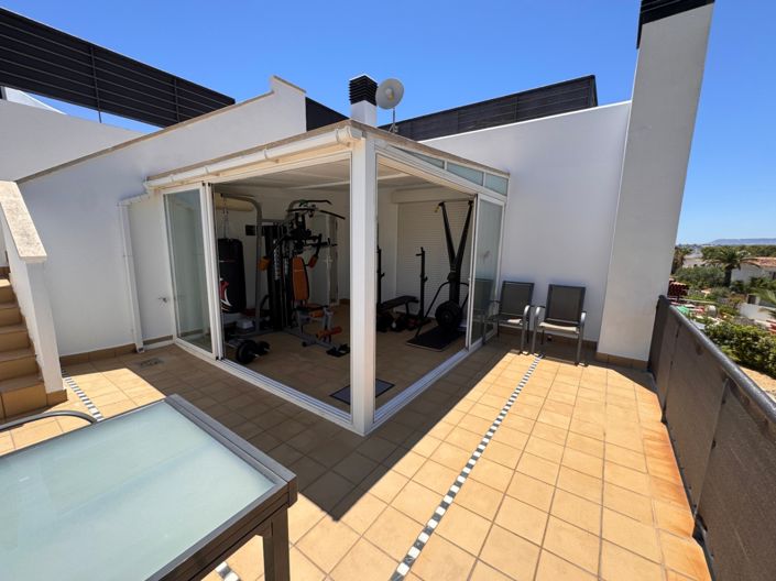 Image No.39-4 Bed Villa for sale