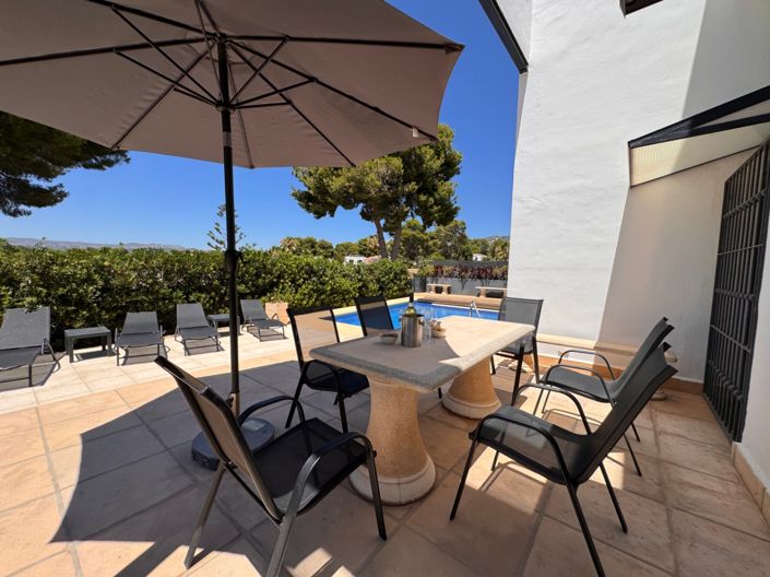 Image No.59-4 Bed Villa for sale