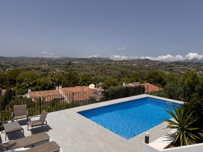 Image No.5-4 Bed Villa for sale