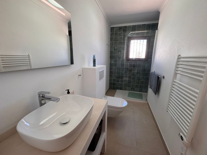 Image No.14-3 Bed Villa for sale