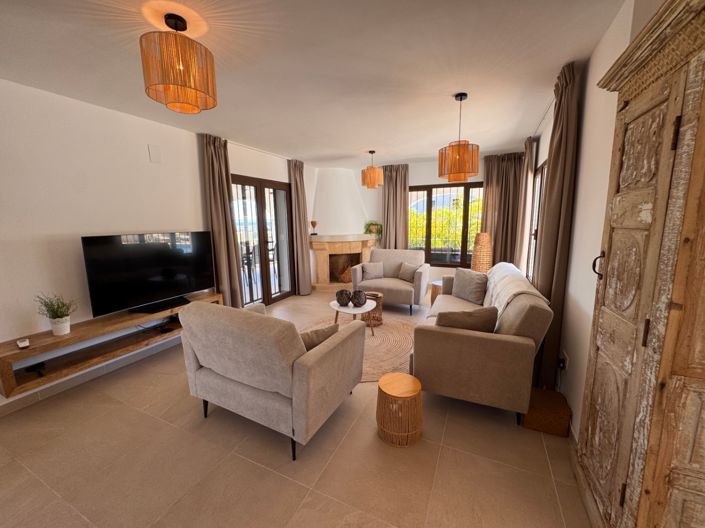 Image No.22-3 Bed Villa for sale
