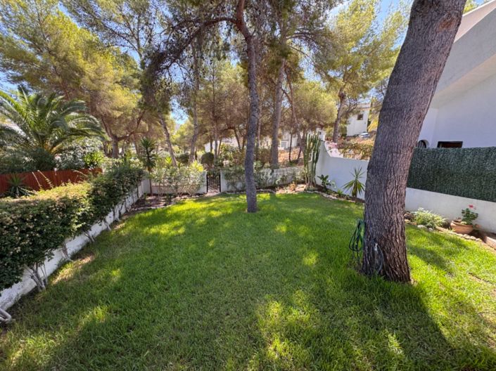 Image No.12-3 Bed Bungalow for sale
