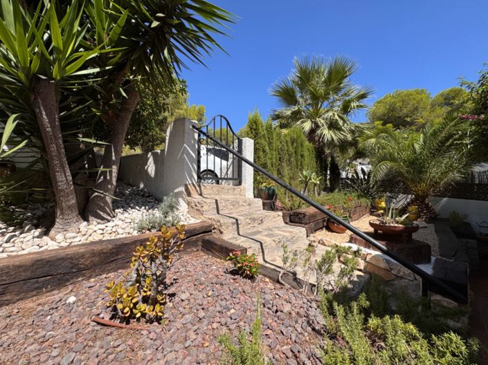 Image No.2-3 Bed Bungalow for sale