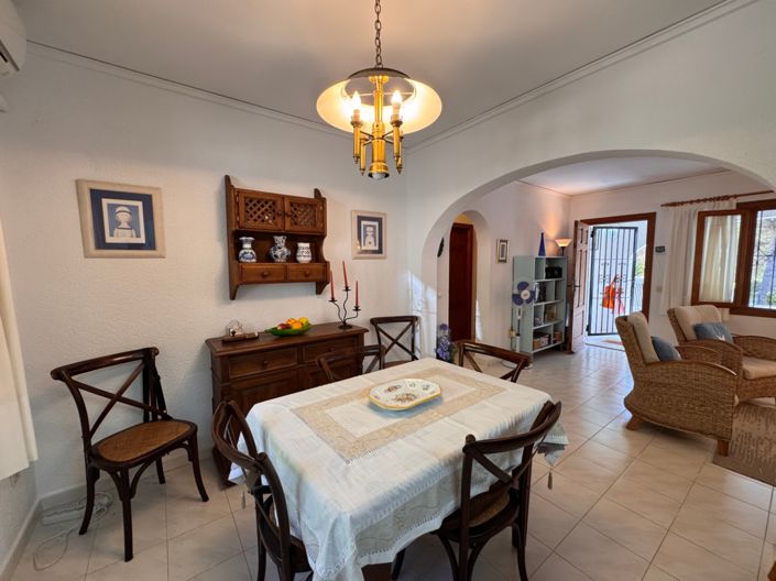 Image No.26-3 Bed Bungalow for sale