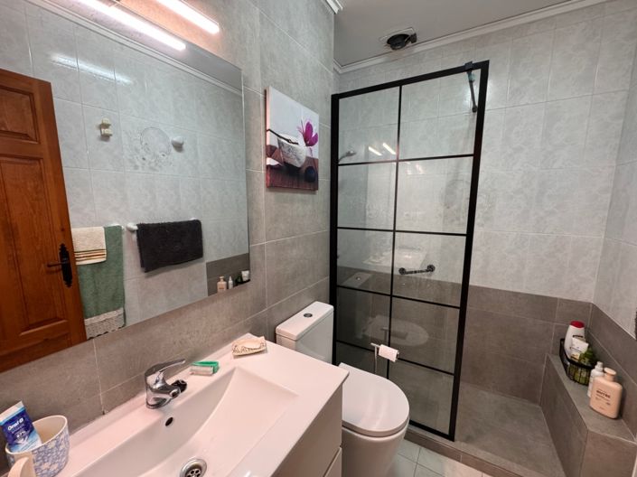 Image No.34-3 Bed Bungalow for sale