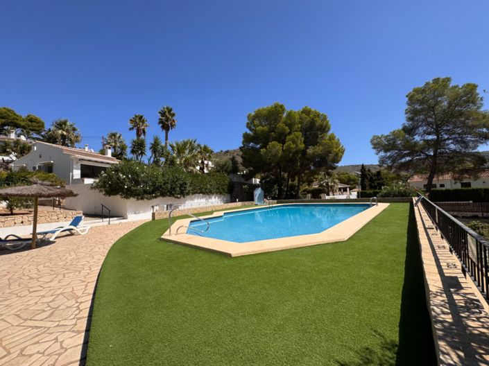 Image No.47-3 Bed Bungalow for sale