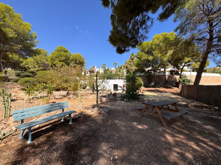 Image No.48-3 Bed Bungalow for sale