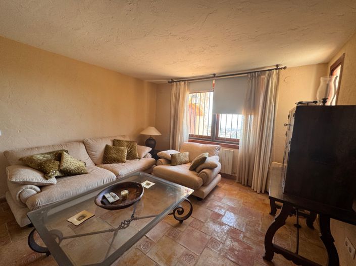 Image No.37-4 Bed Villa for sale