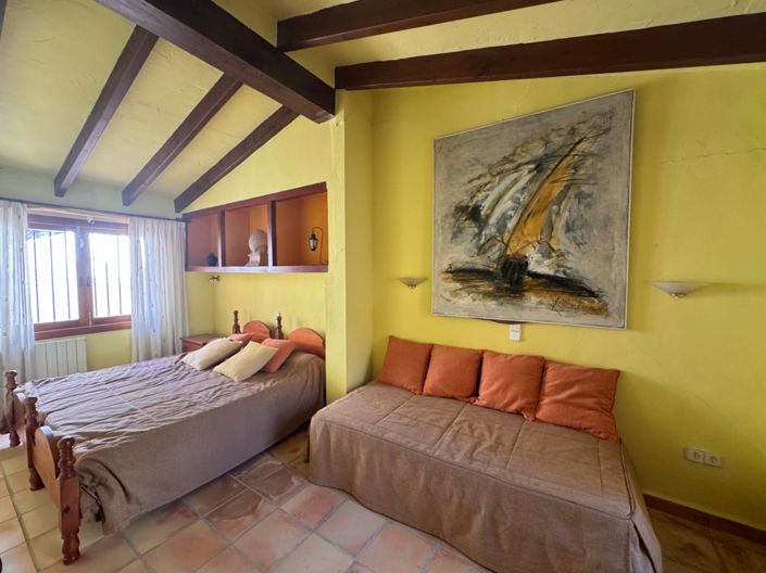 Image No.52-4 Bed Villa for sale