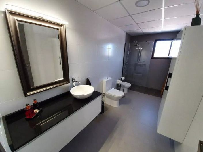 Image No.12-3 Bed Villa for sale