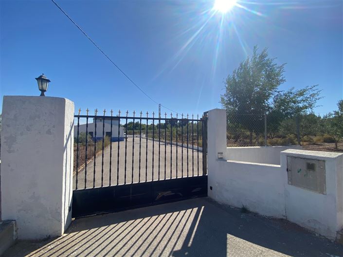 Image No.9-4 Bed Country House for sale