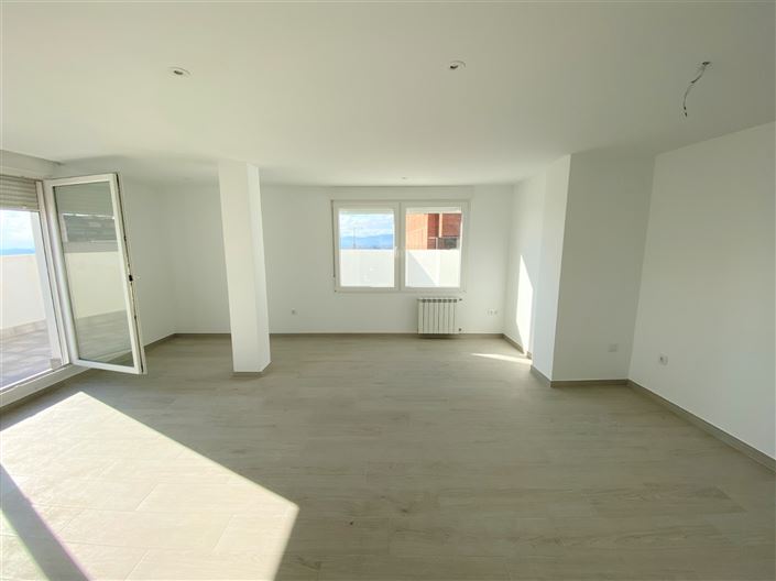 Image No.19-2 Bed Apartment for sale