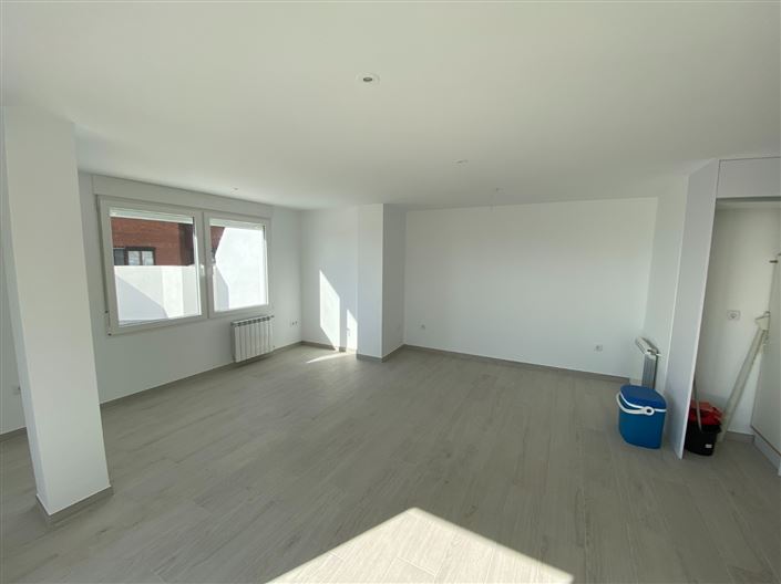 Image No.20-2 Bed Apartment for sale