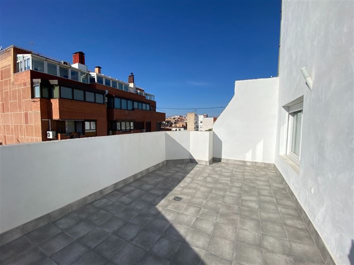 Image No.28-2 Bed Apartment for sale