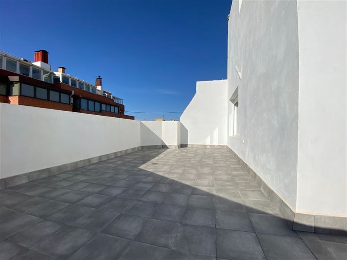 Image No.32-2 Bed Apartment for sale