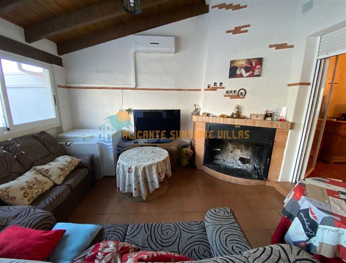 Image No.13-4 Bed Property for sale