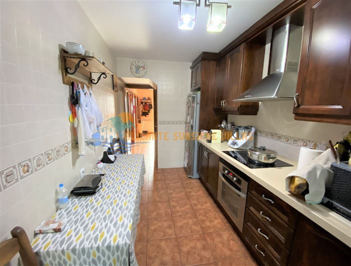 Image No.21-4 Bed Property for sale