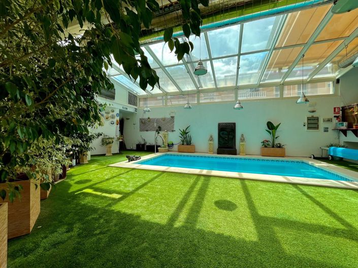 Image No.15-4 Bed Townhouse for sale