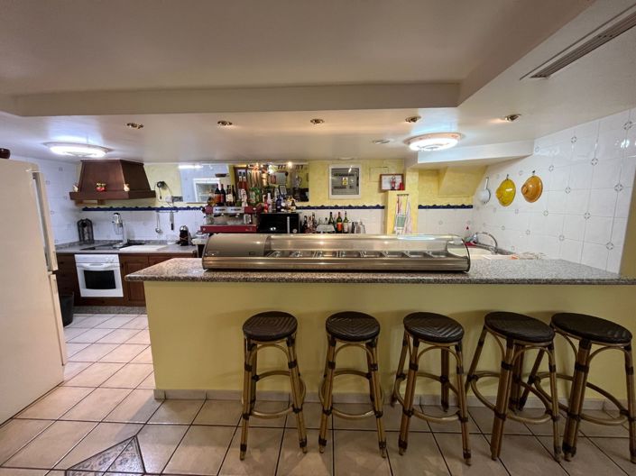 Image No.31-4 Bed Townhouse for sale