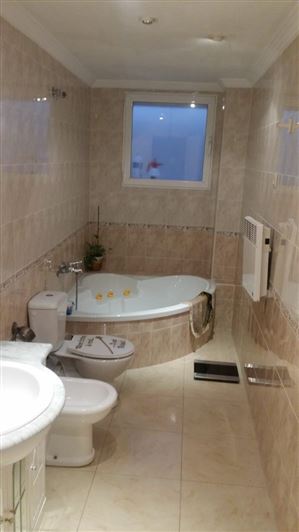 Image No.14-Appartement de 3 chambres à vendre à Sax