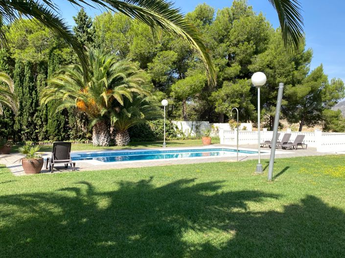 Image No.20-4 Bed Villa for sale