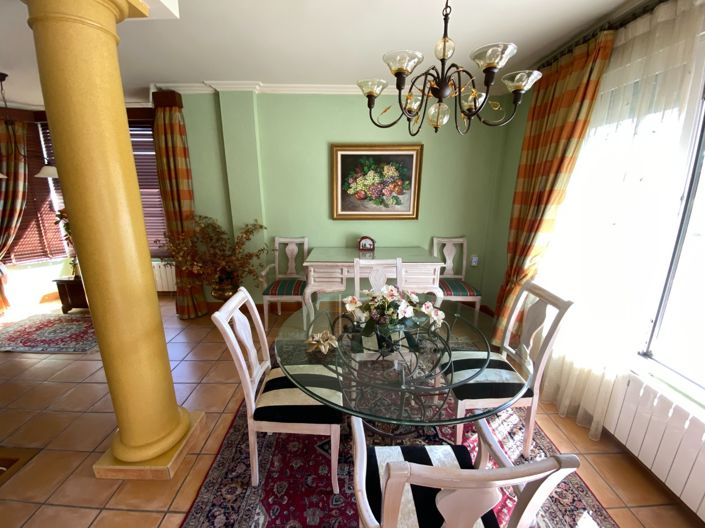 Image No.33-4 Bed Villa for sale