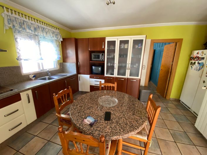 Image No.37-4 Bed Villa for sale