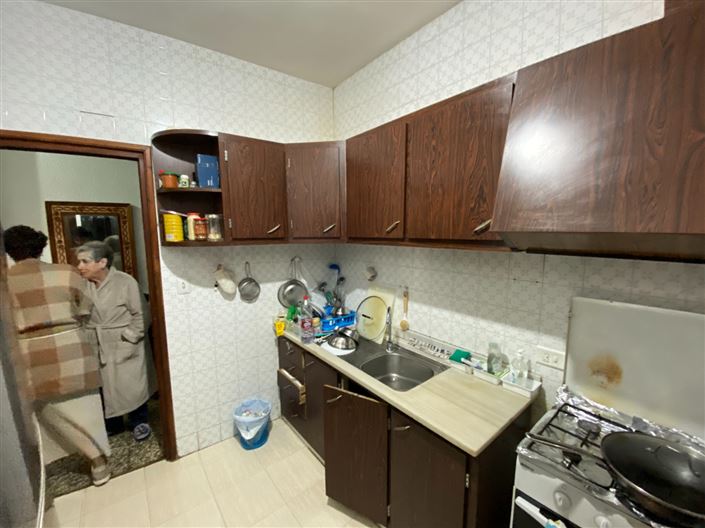 Image No.10-7 Bed Apartment for sale