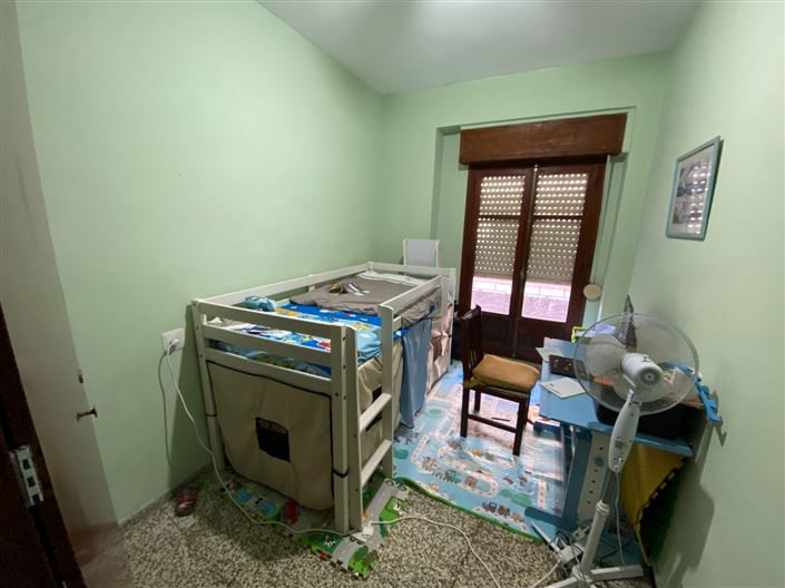 Image No.11-7 Bed Apartment for sale