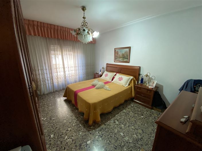 Image No.16-7 Bed Apartment for sale