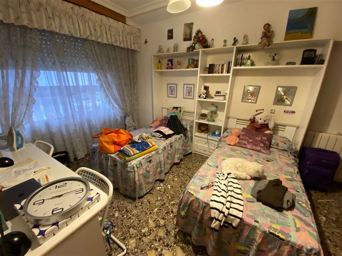 Image No.24-7 Bed Apartment for sale