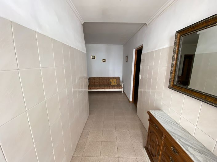 Image No.6-12 Bed Townhouse for sale