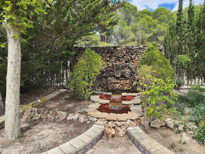 Image No.12-Villa de 5 chambres à vendre à Sax