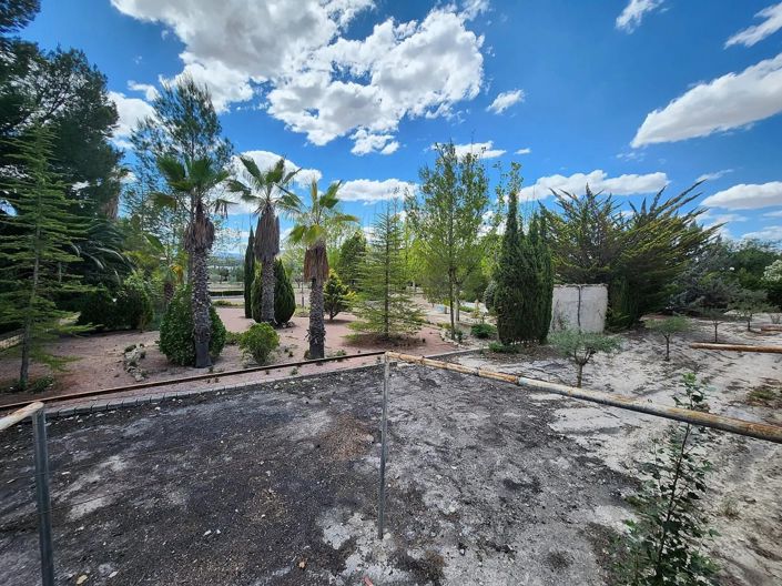 Image No.5-Villa de 5 chambres à vendre à Sax