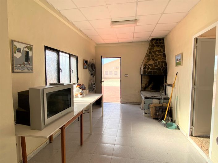 Image No.20-4 Bed Country House for sale