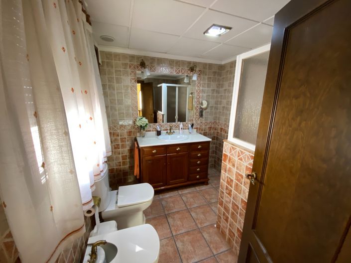 Image No.19-Maison de ville de 5 chambres à vendre à Sax