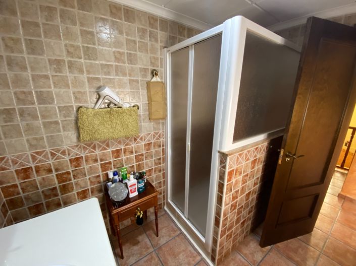 Image No.20-Maison de ville de 5 chambres à vendre à Sax