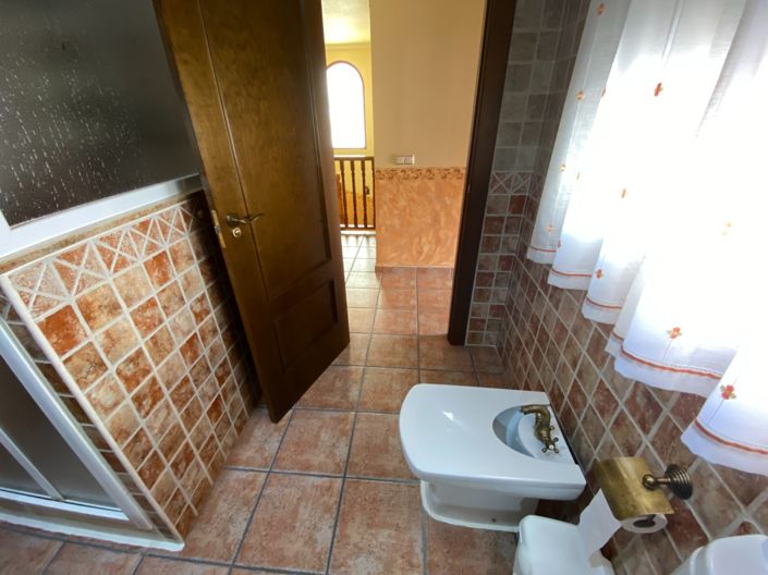 Image No.21-Maison de ville de 5 chambres à vendre à Sax