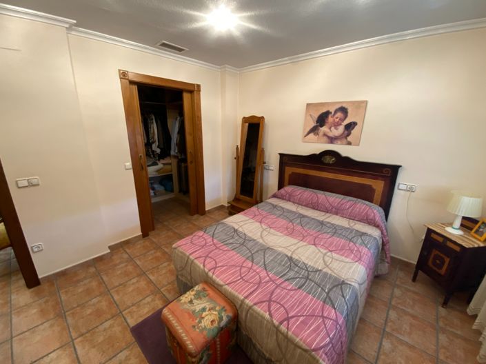 Image No.26-Maison de ville de 5 chambres à vendre à Sax