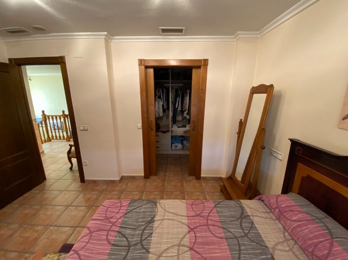 Image No.27-Maison de ville de 5 chambres à vendre à Sax