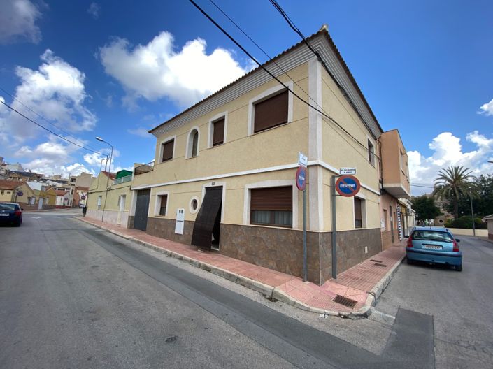 Image No.31-Maison de ville de 5 chambres à vendre à Sax