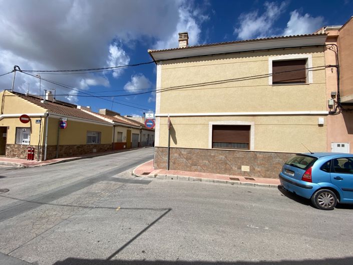 Image No.33-Maison de ville de 5 chambres à vendre à Sax