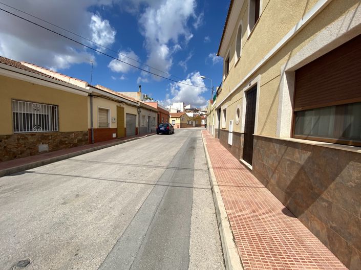 Image No.35-Maison de ville de 5 chambres à vendre à Sax