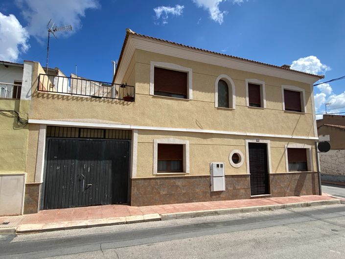 Image No.36-Maison de ville de 5 chambres à vendre à Sax