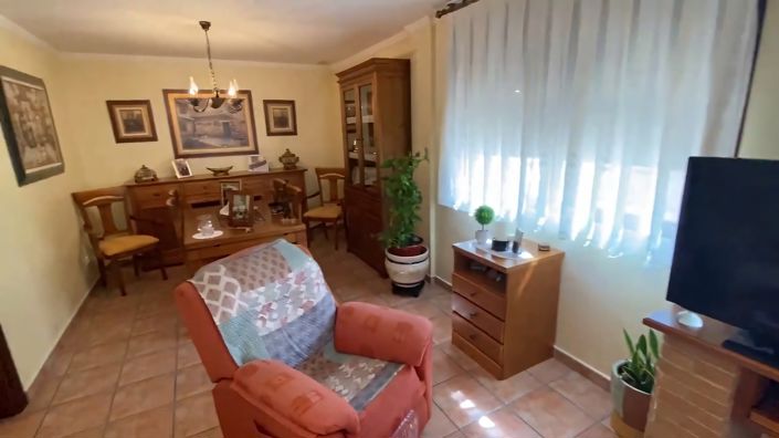 Image No.4-Maison de ville de 5 chambres à vendre à Sax