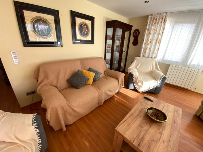 Image No.20-Maison de ville de 3 chambres à vendre à Sax