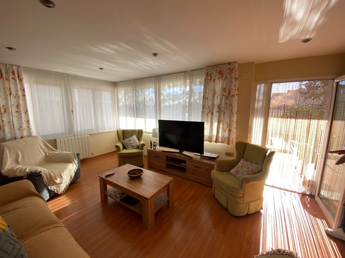 Image No.22-Maison de ville de 3 chambres à vendre à Sax