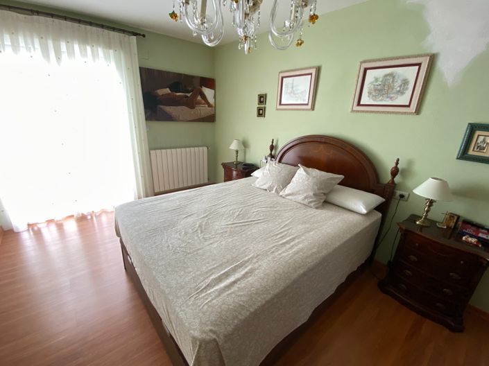 Image No.30-Maison de ville de 3 chambres à vendre à Sax