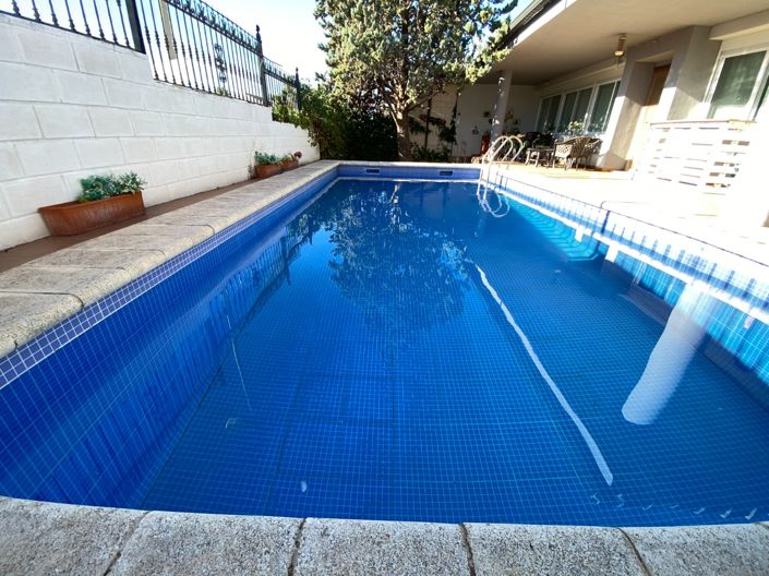 Image No.4-Maison de ville de 3 chambres à vendre à Sax