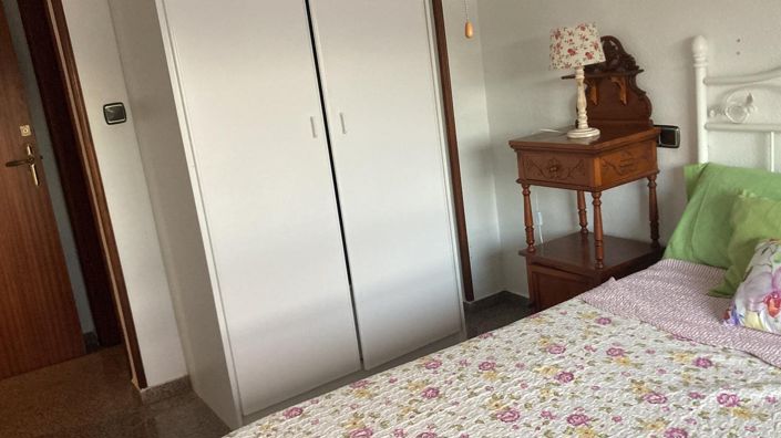 Image No.4-4 Bed Apartment for sale